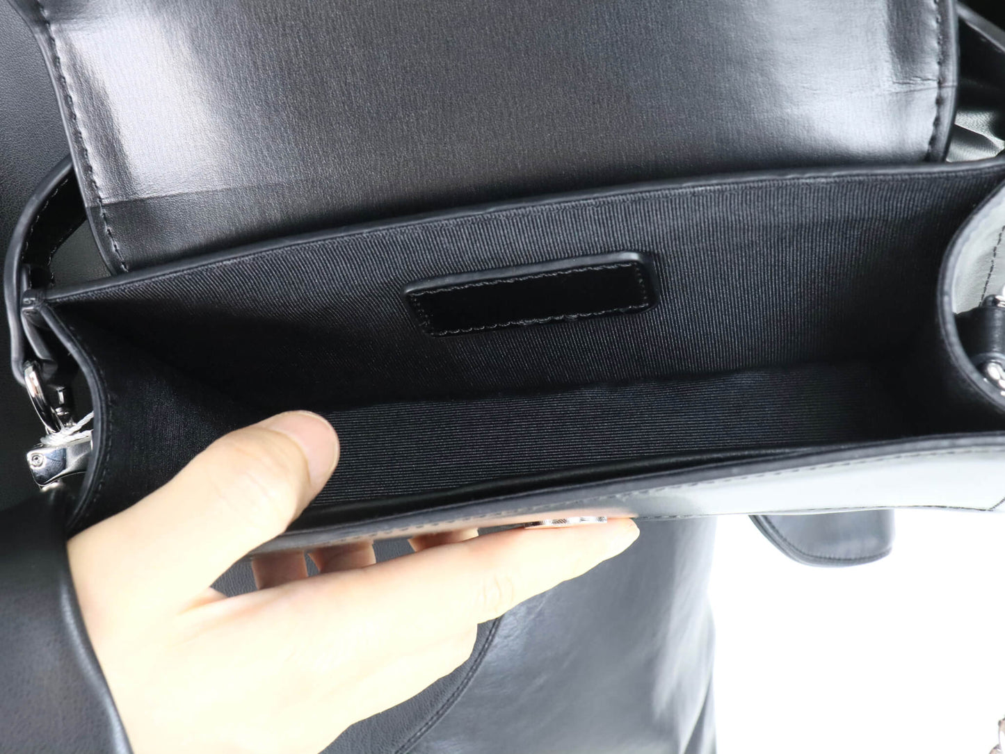 inner pocket compartment with a front pocket for cards