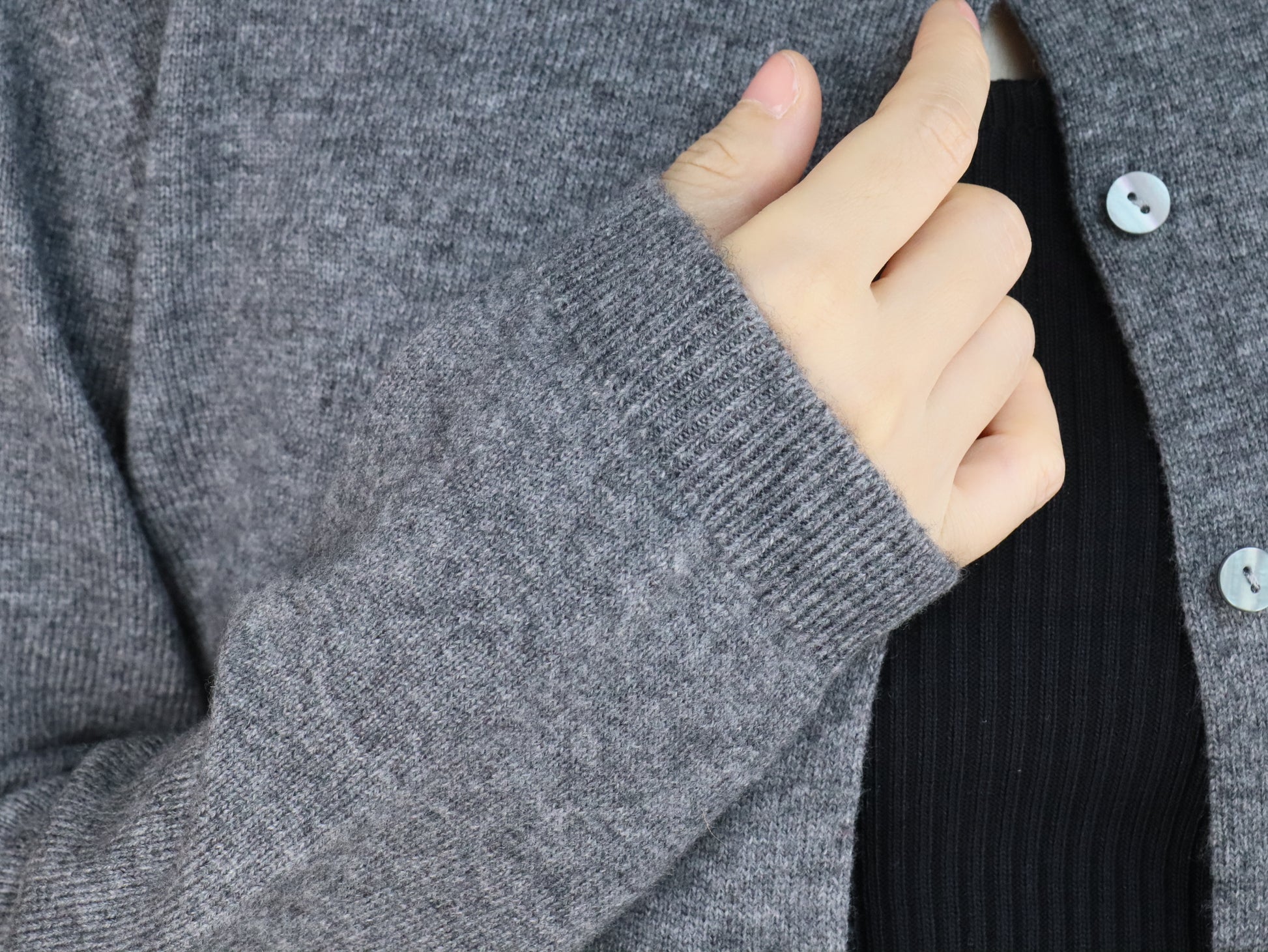 Cropped Wool Knit Cardigan | Women's Top