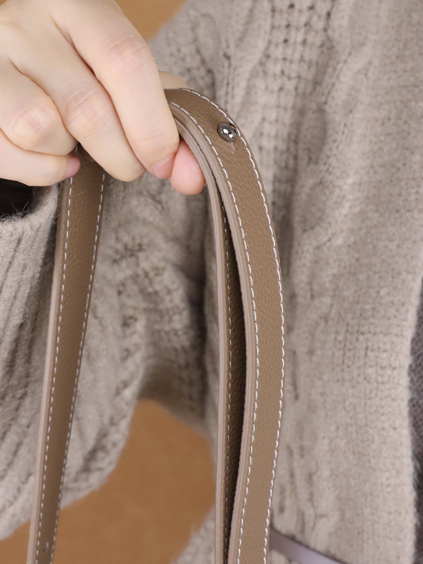 leather shoulder bag
