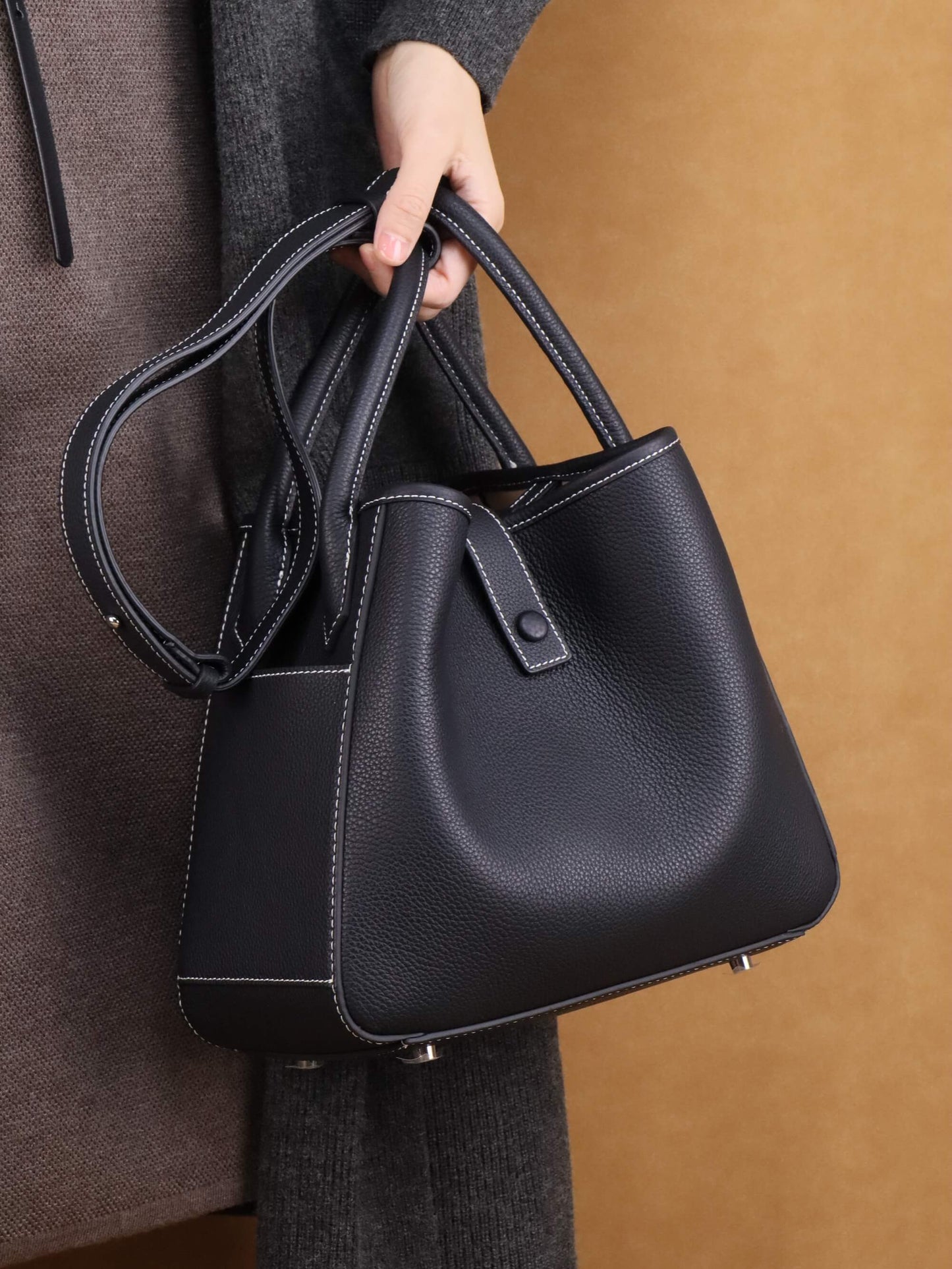 Black Leather crossbody Shoulder Bag UK sale for women large bags
