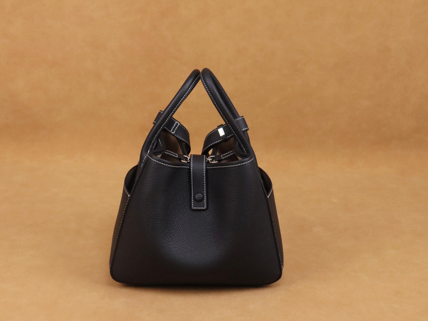 leather shoulder bag