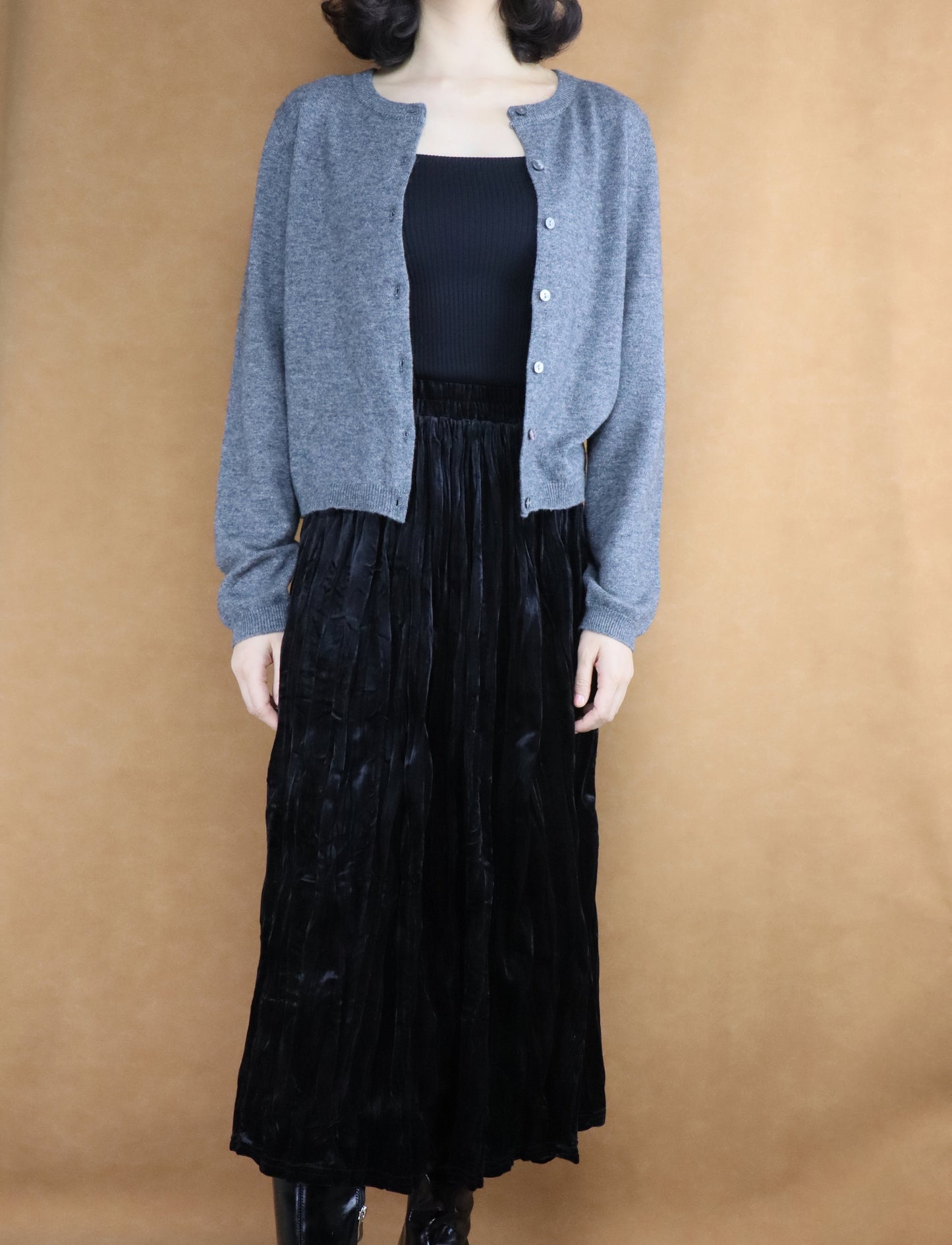 Cropped Wool Knit Cardigan | Women's Top