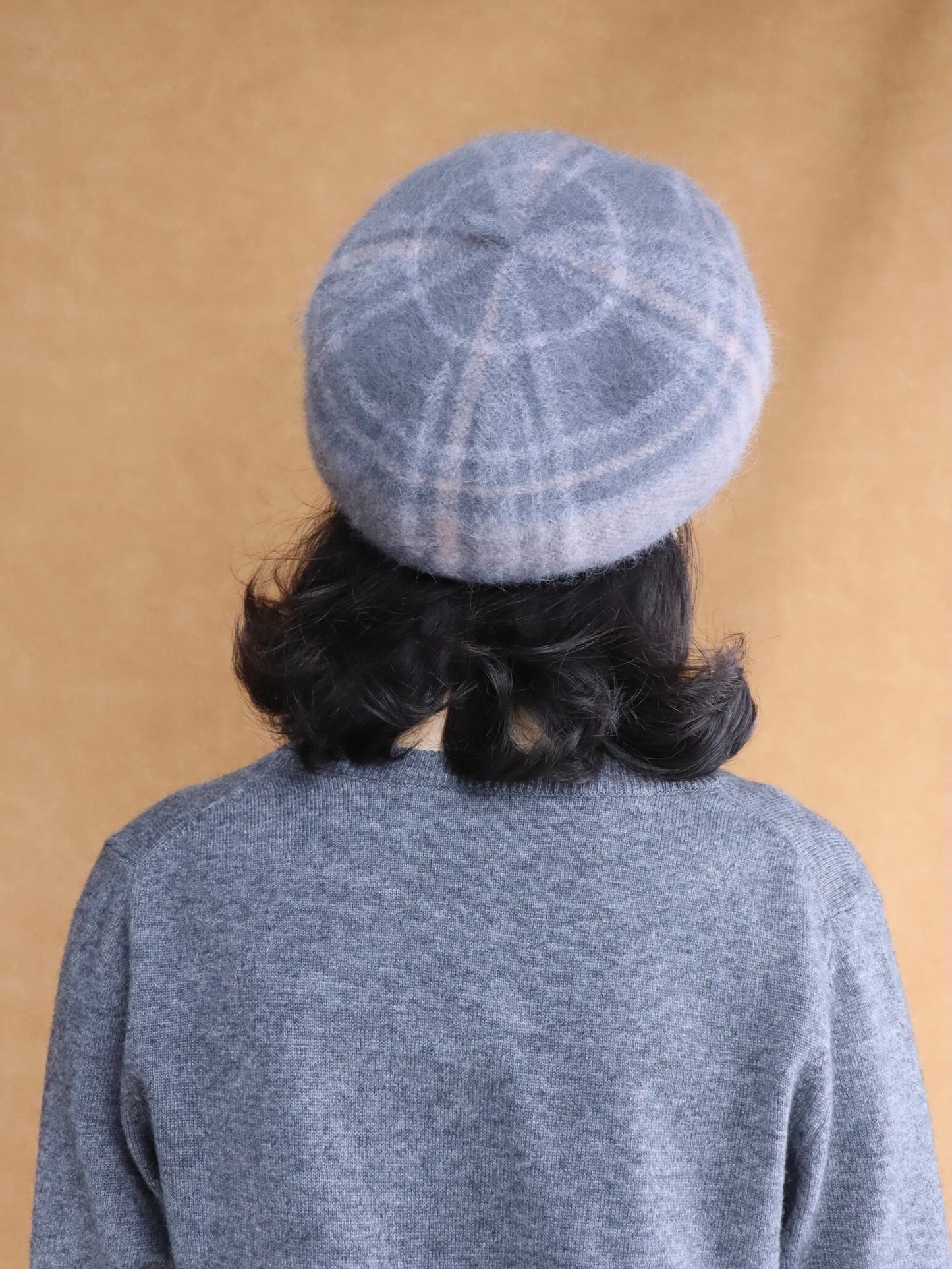 wool knitted beret hat | light grey tartan