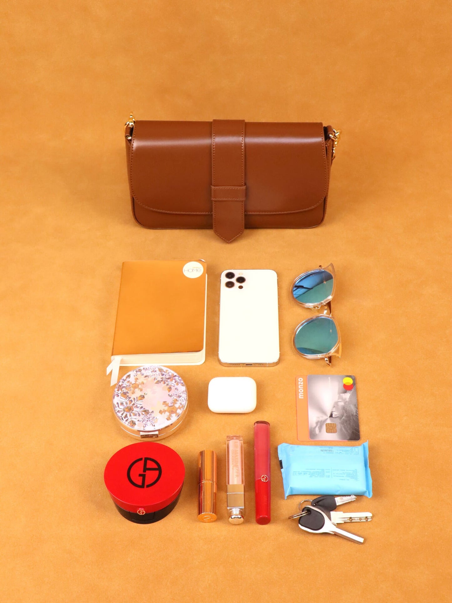 Leather Crossbody Bag | Capacity