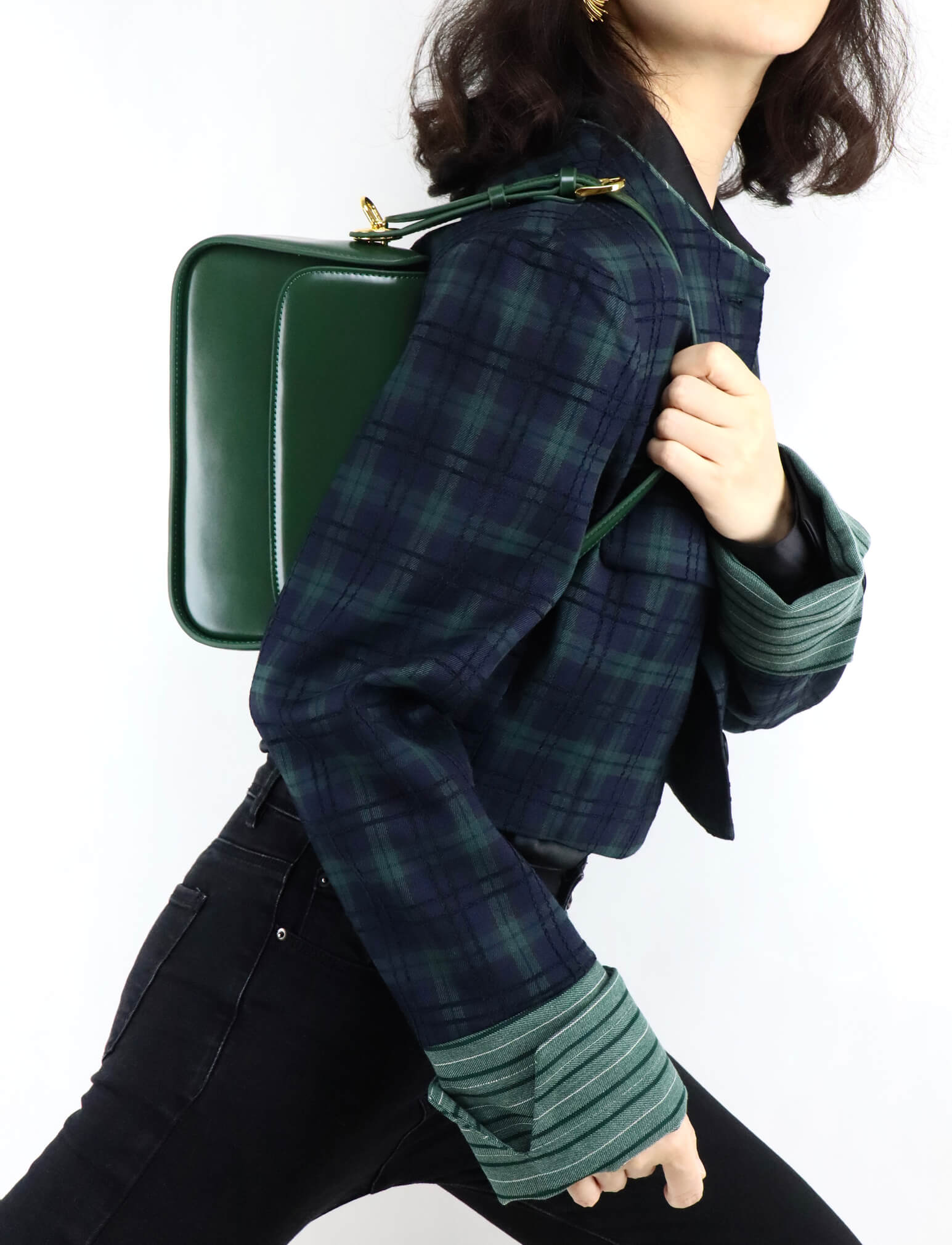 green leather shoulder bag