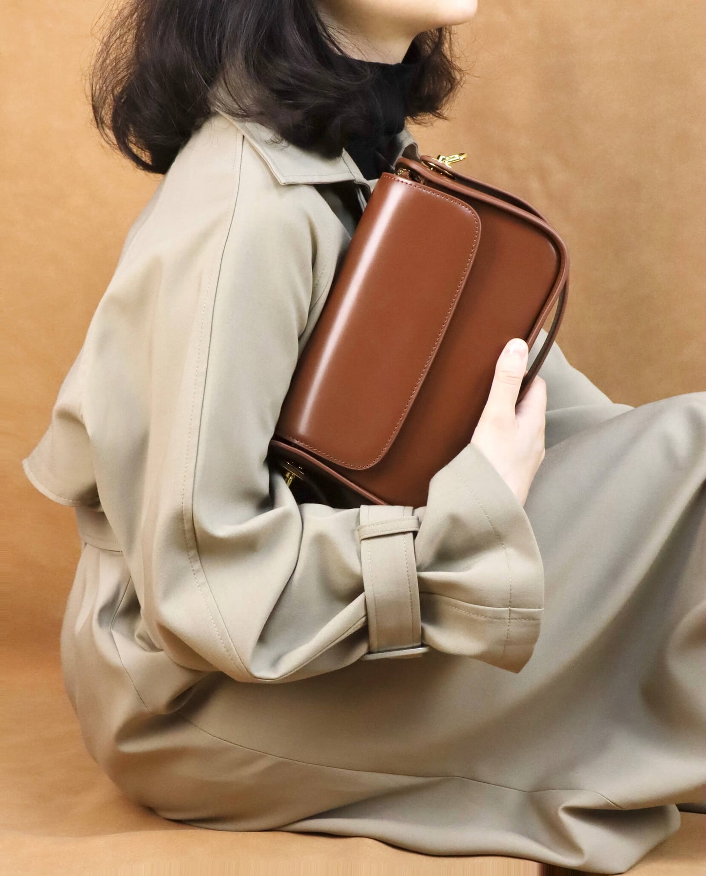 Brown Leather Shoulder Bag & Crossbody Bag + Khaki Long Trench Coat