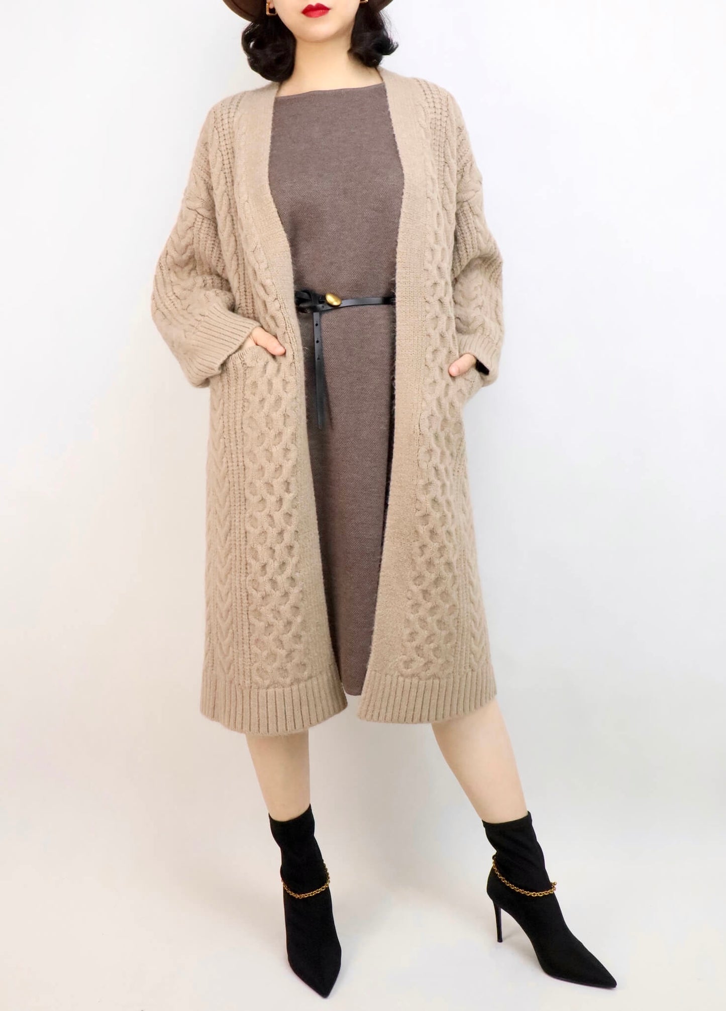 Relaxed Long Chunky Cable Cardigan | Women's Knitwear