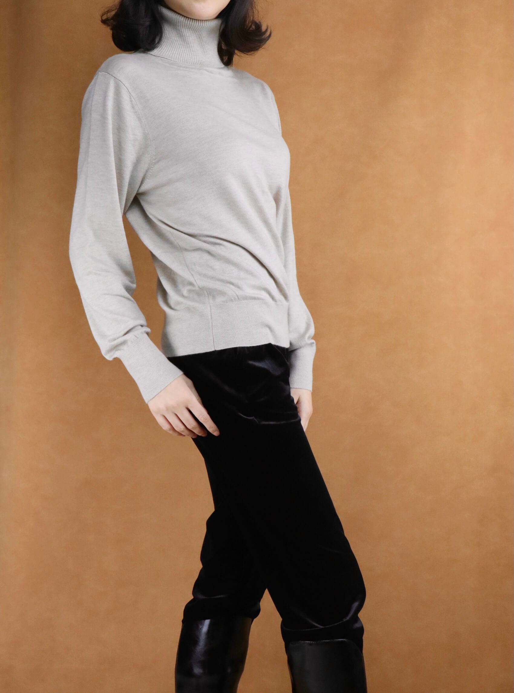 women knitted bottoming shirt | beige | winter wheat