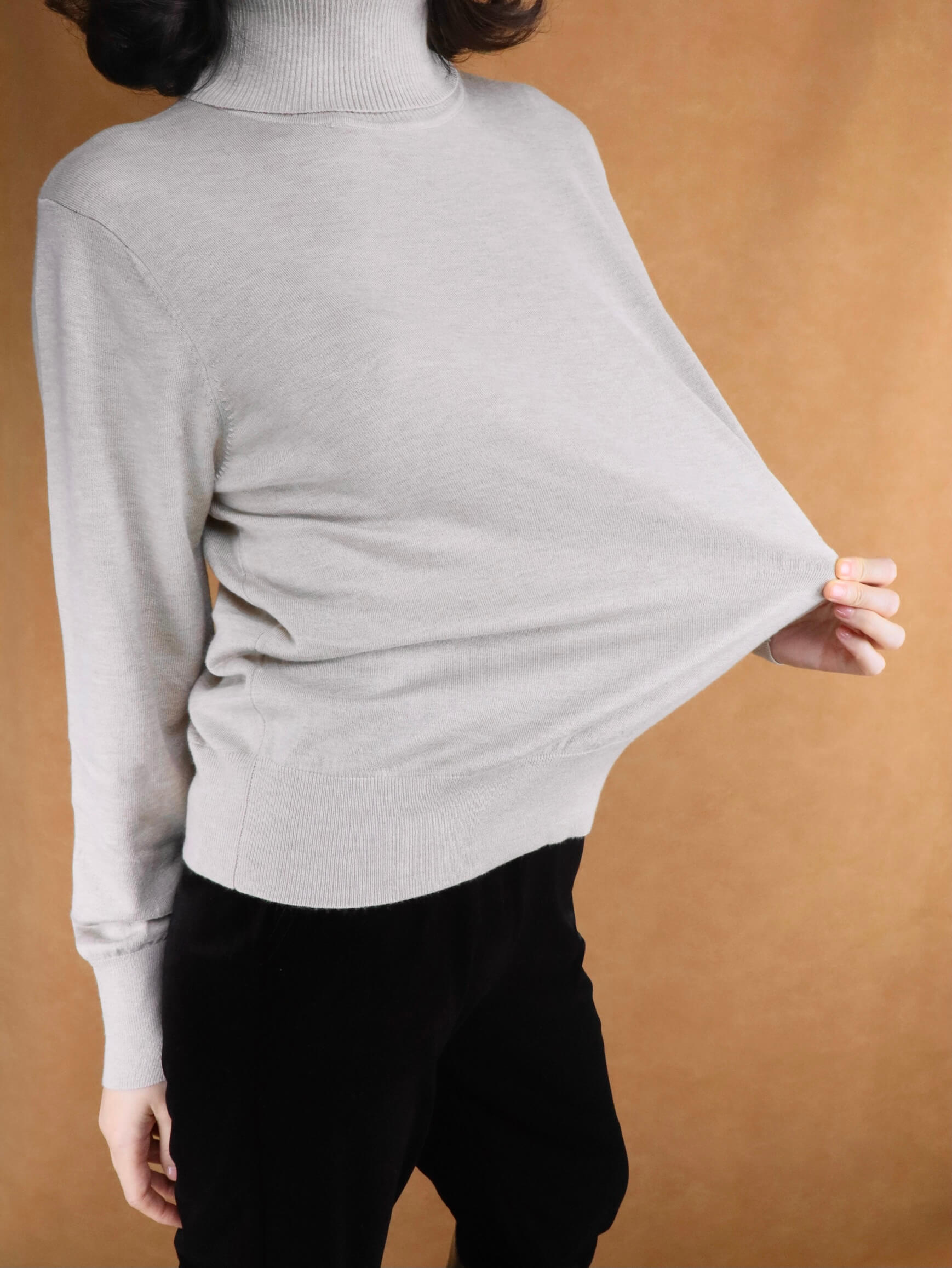 women knitted bottoming shirt | beige | winter wheat