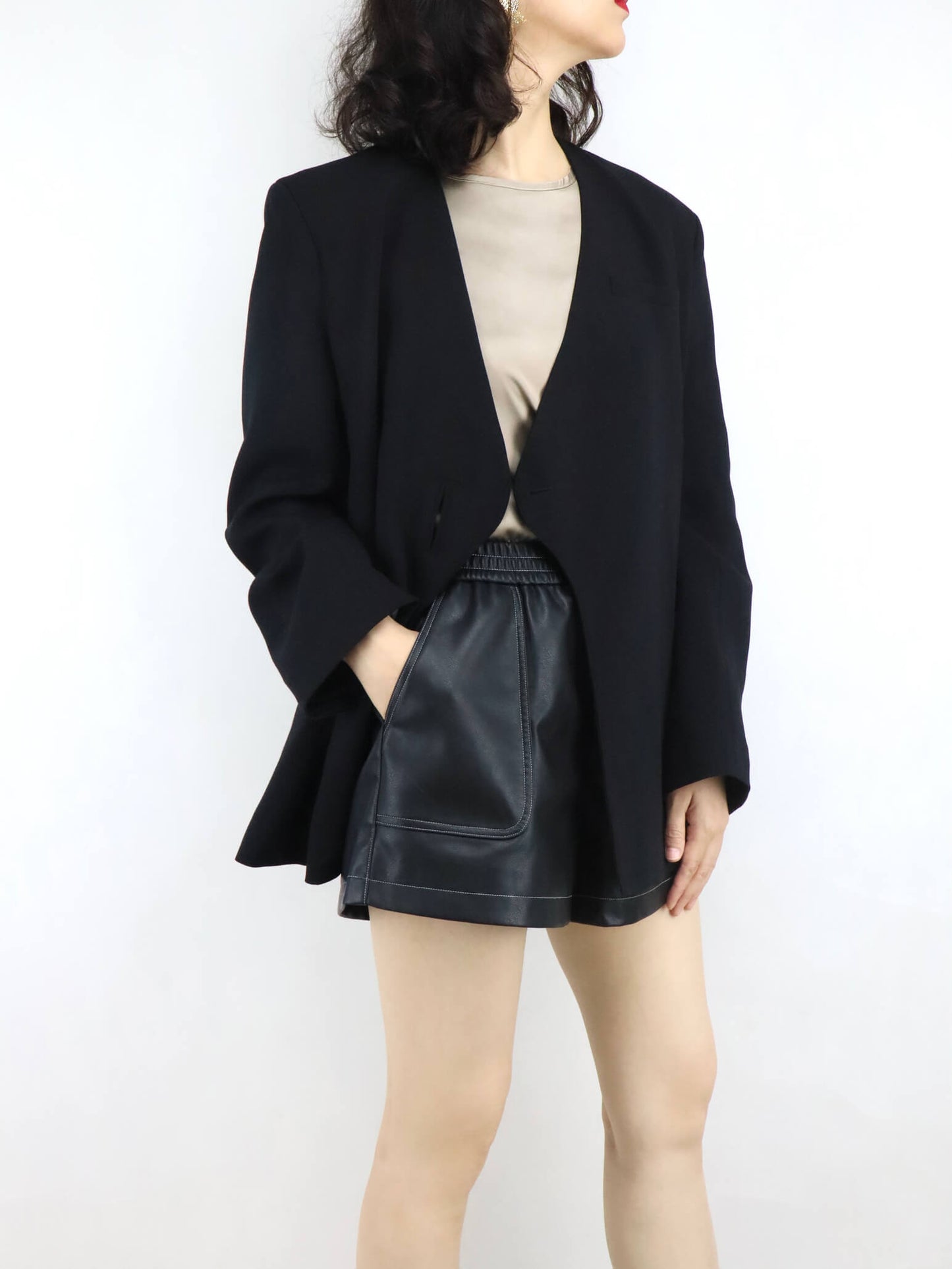 Oversized Relaxed Fit Blazer | style with leather shorts