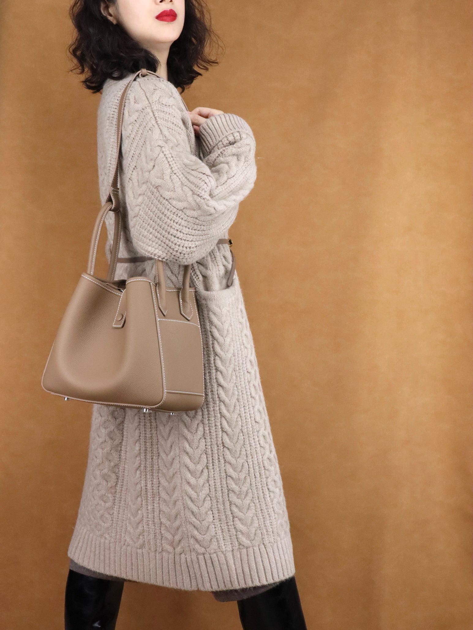 leather shoulder bag