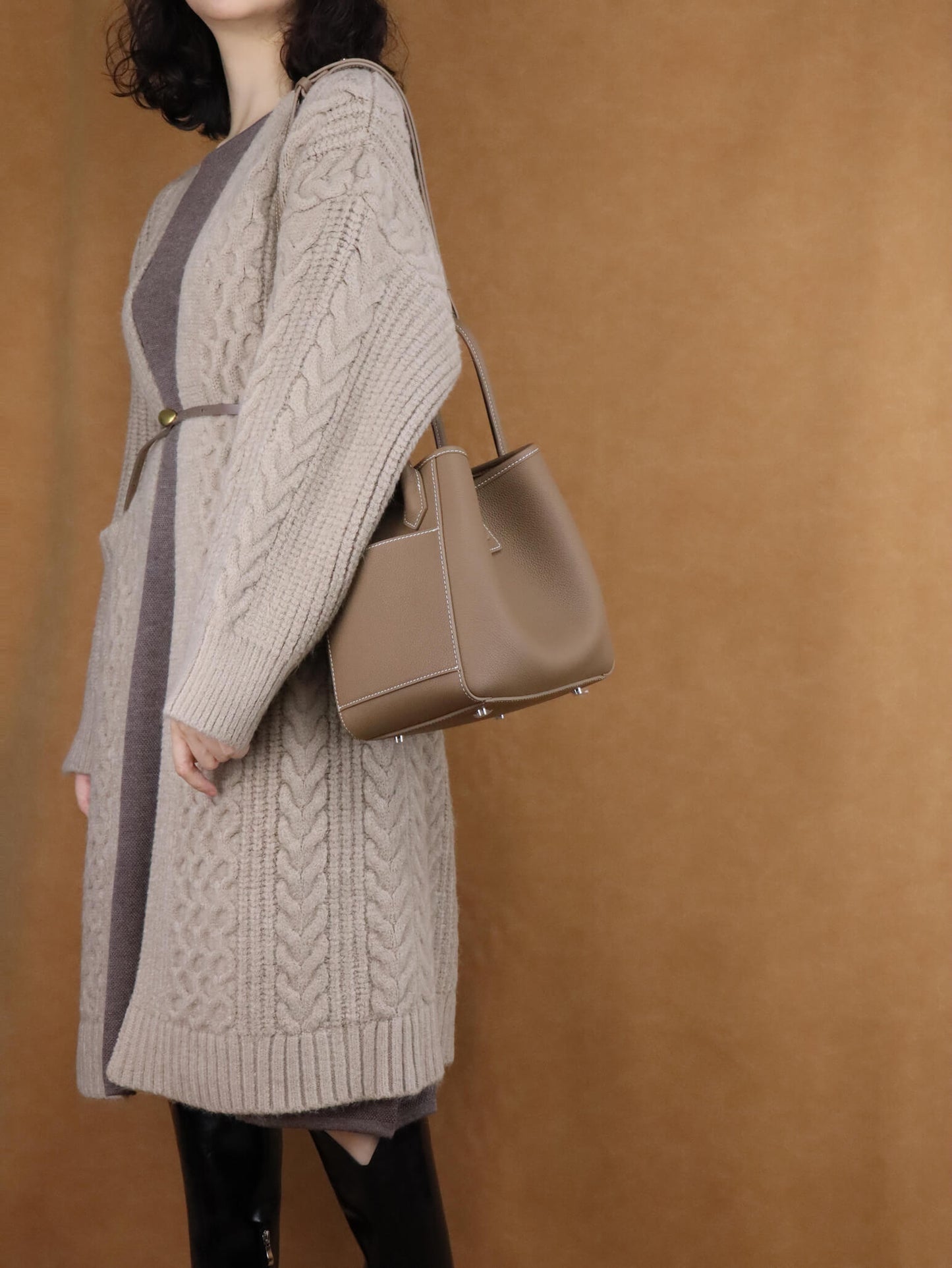 Luxury Beige Leather Shoulder Bag + Relaxed Long Chunky Cable Cardigan