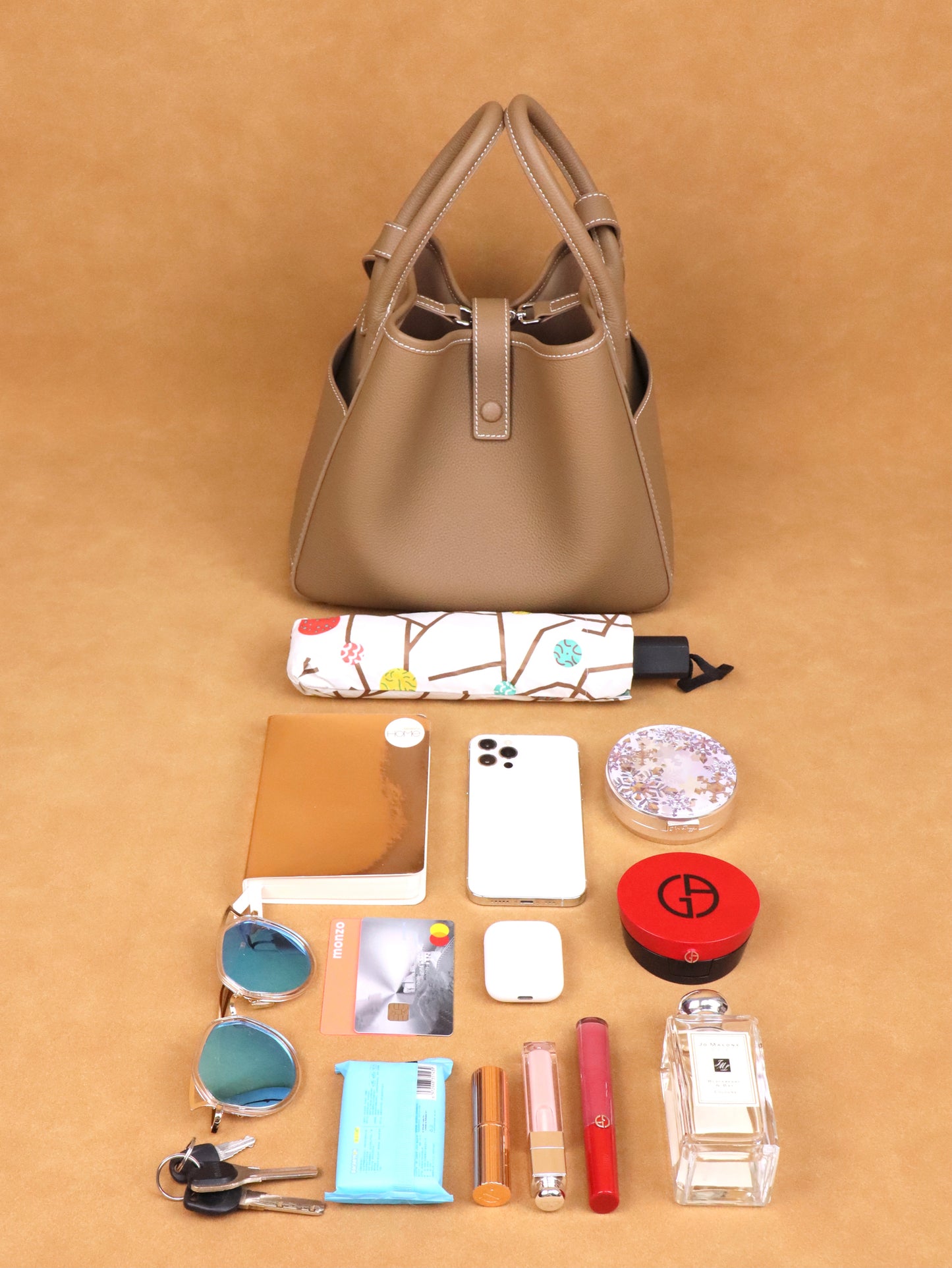 leather shoulder bag | High capacity