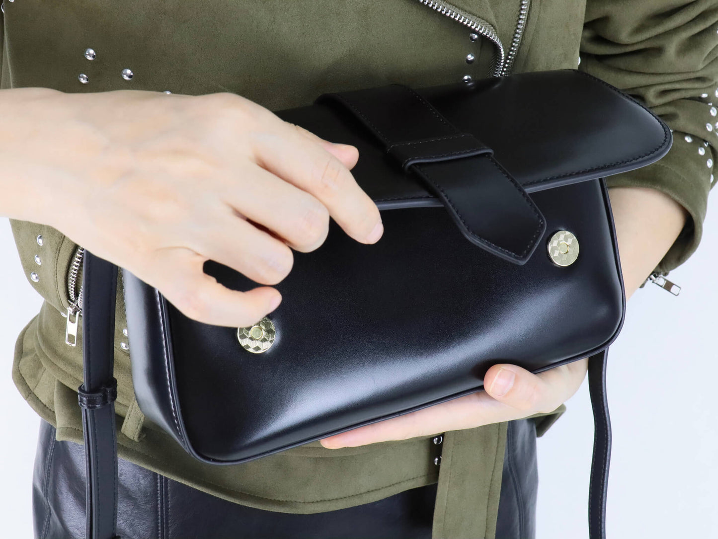 Crossbody Leather Bag | flap design