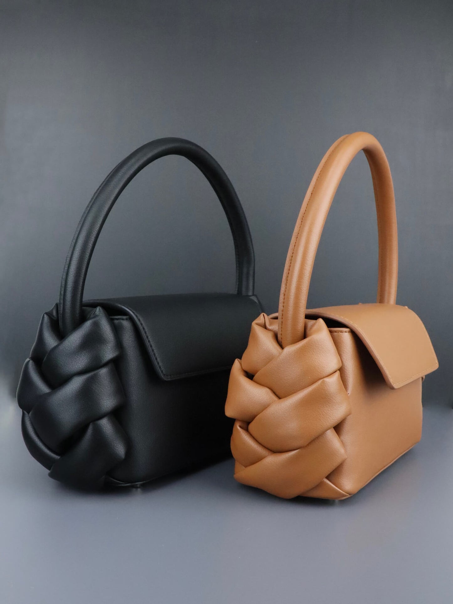 Leather Shoulder Bag | black and brown