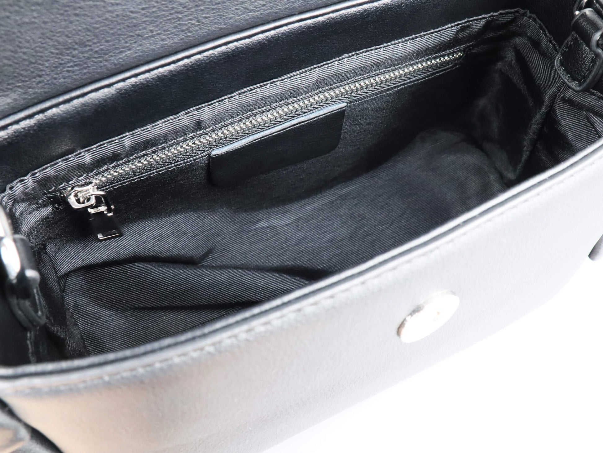 Leather Shoulder Bag | inner pocket